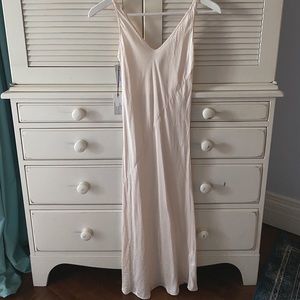Aritzia pink slip dress never worn